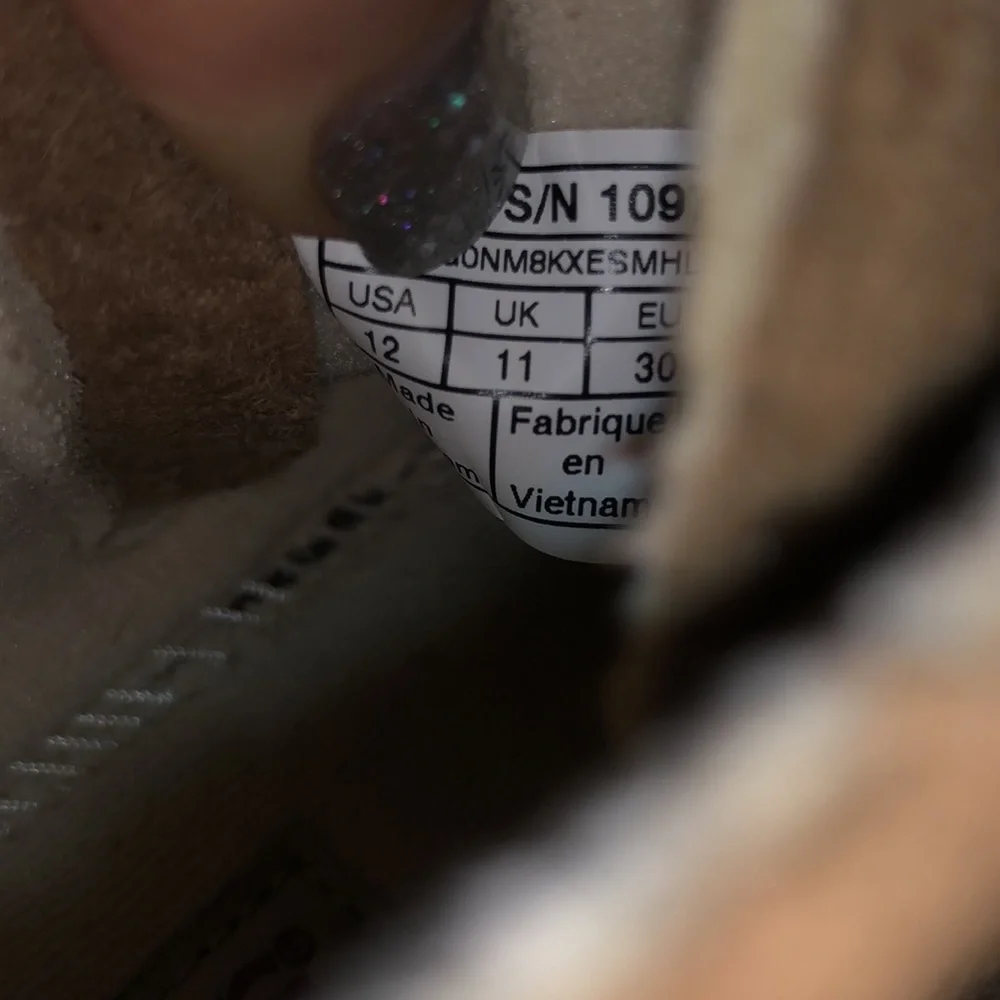 UGG please check
